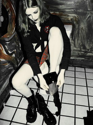 18 year old cutie Riley Reid taking cumshot on face from long penis